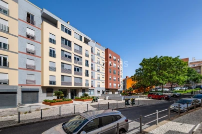 Apartamento T4 para Venda em Areeiro