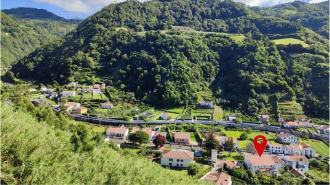 Moradia T7 para Venda em Faial da Terra