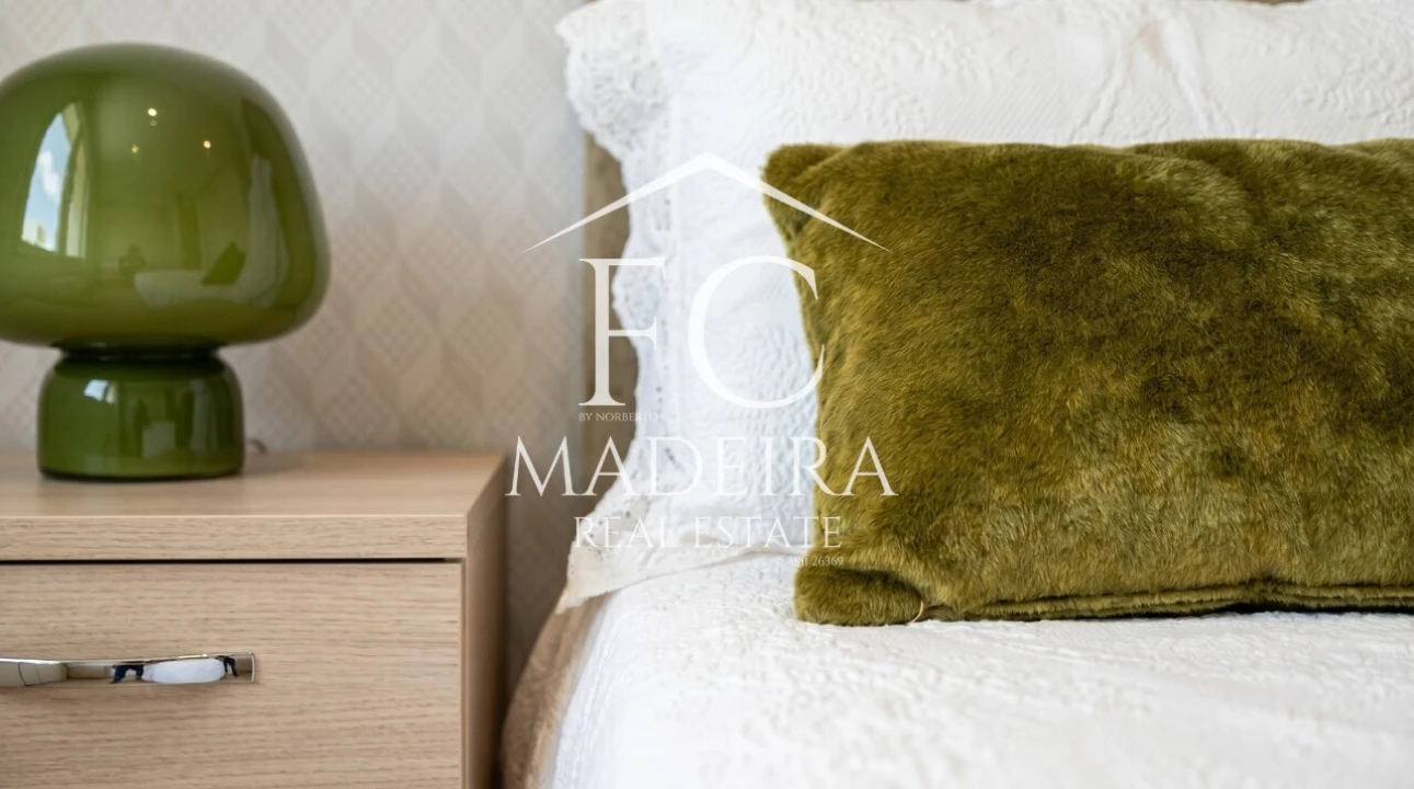 Apartamento T2 para Venda em São Martinho Foto 18
