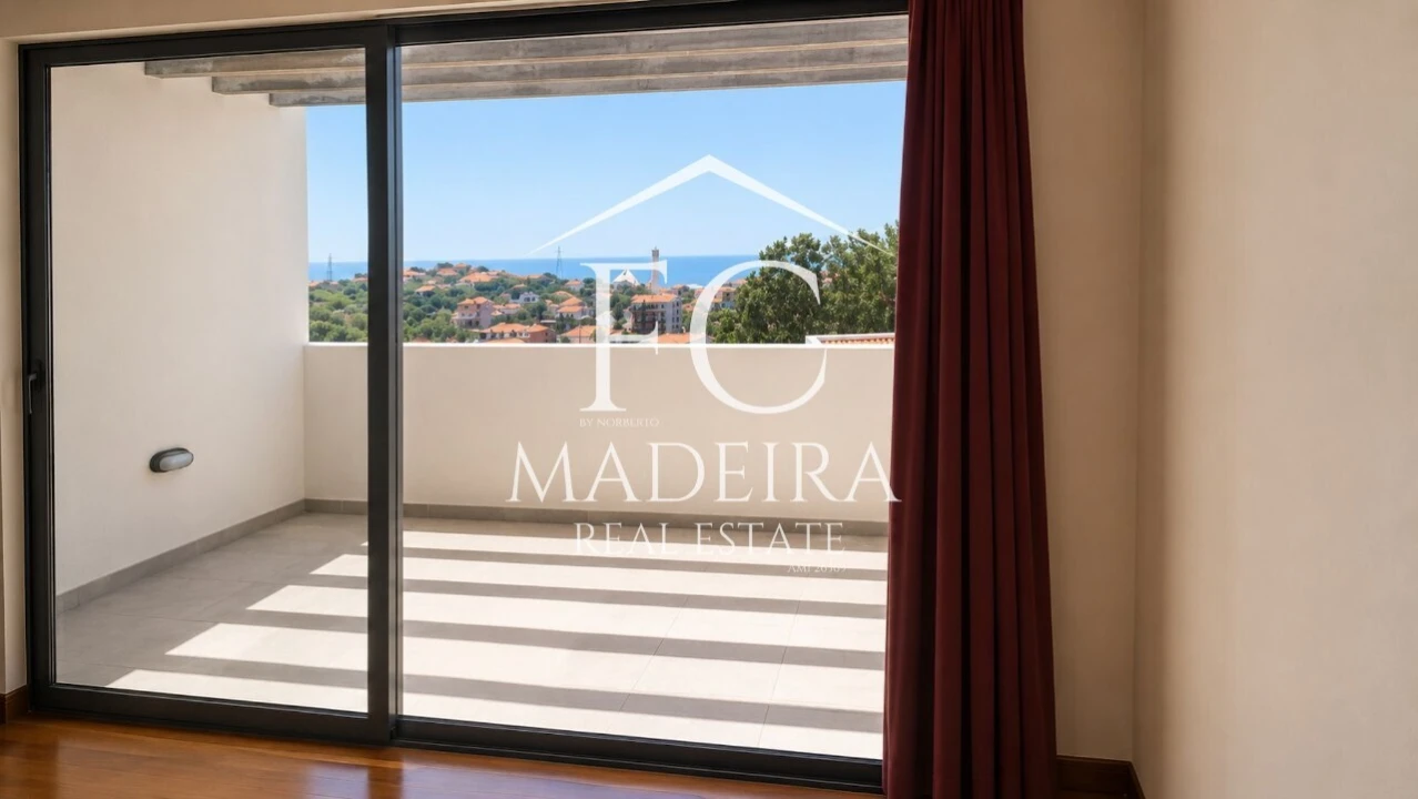 Moradia T3 para Venda em Camara de Lobos Foto 1
