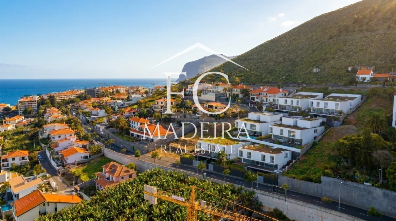 Moradia T3 para Venda em São Martinho Foto 2