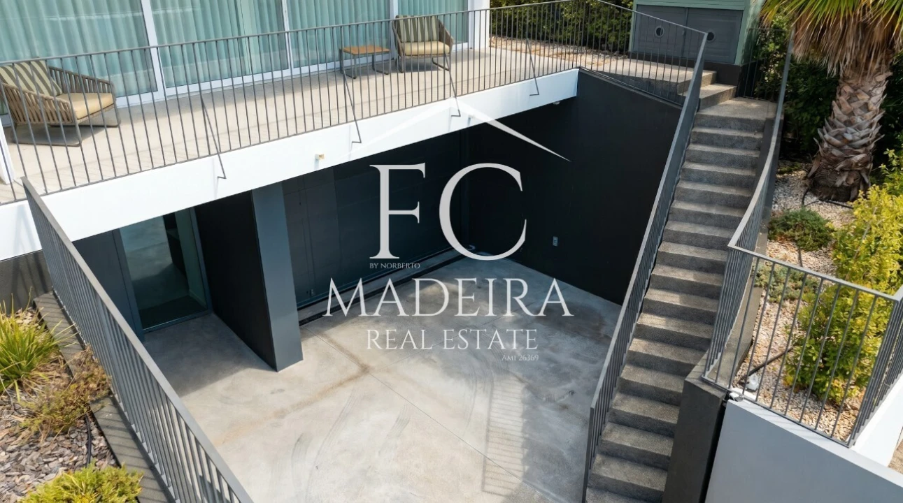Moradia T3 para Venda em São Martinho Foto 22