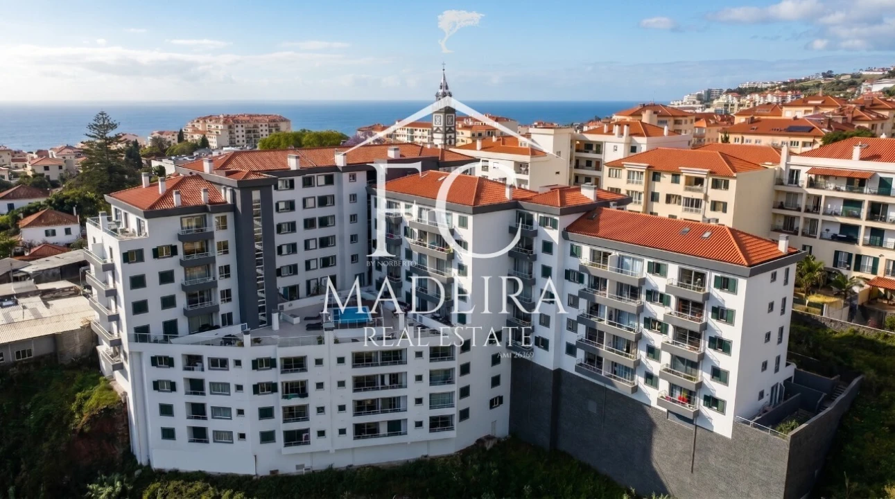 Apartamento T2 para Venda em Caniço Foto 3