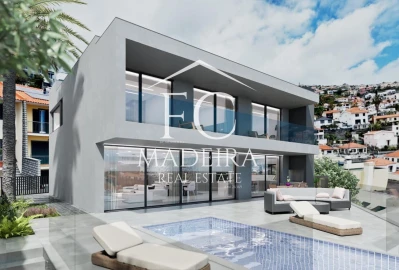 Moradia T3 para Venda em Funchal (Santa Maria Maior)