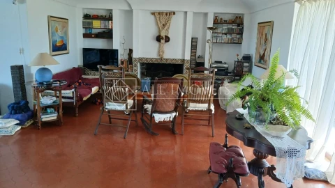 Moradia T6 para Venda em Sesimbra (Castelo)