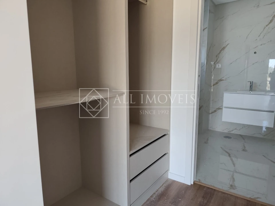 Moradia T3 para Venda em Quinta do Anjo Foto 12