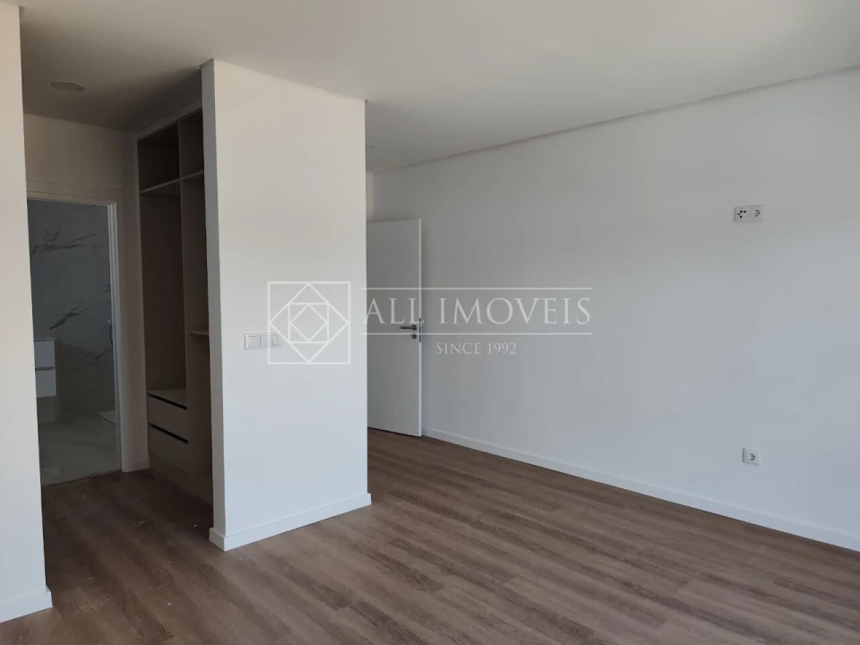 Moradia T3 para Venda em Quinta do Anjo Foto 15