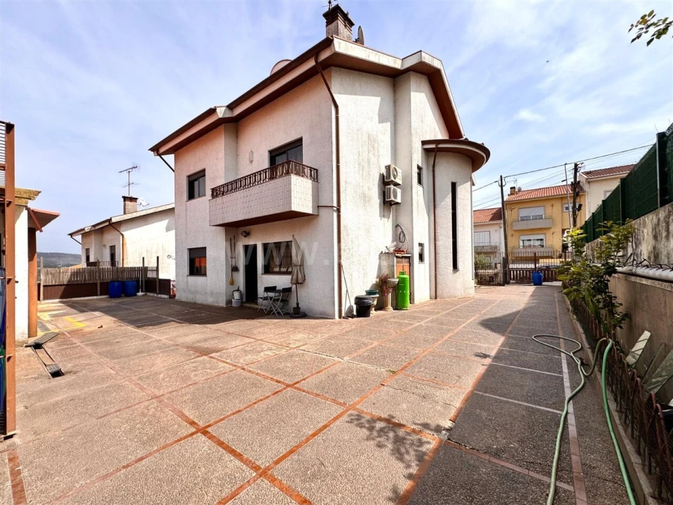 Moradia T4 para Venda em Gondomar (São Cosme), Valbom e Jovim Foto 20