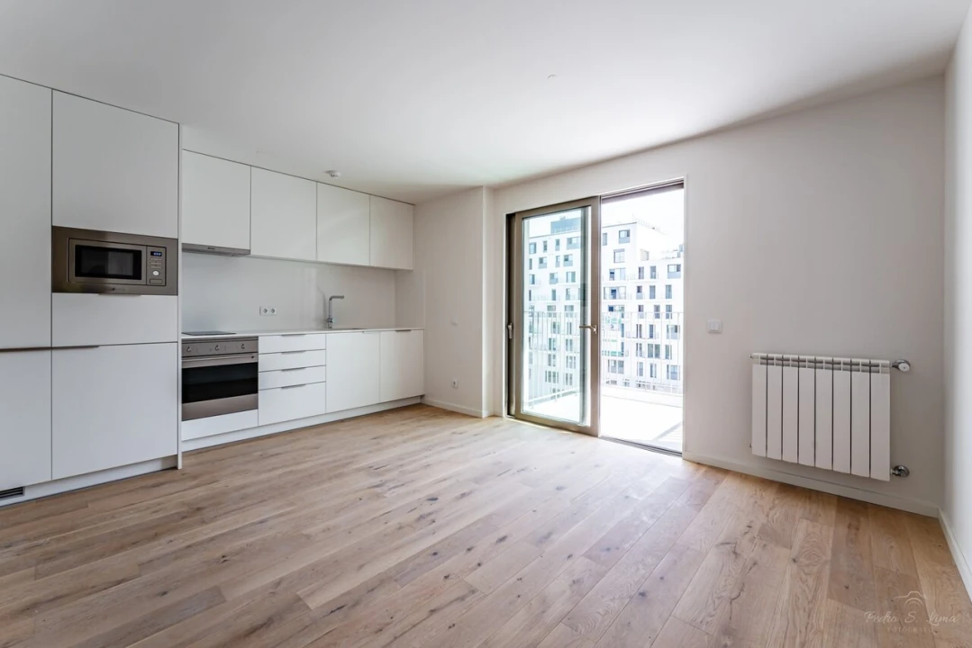 Apartamento T1 para Venda em Campanhã Foto 5