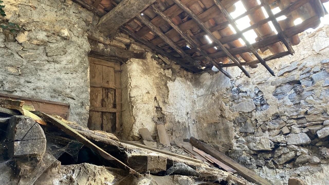 Moradia T2 para Venda em Caçarelhos e Angueira Foto 5