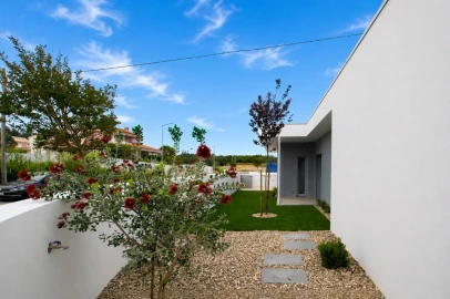 Moradia T4 para Venda em Nadadouro