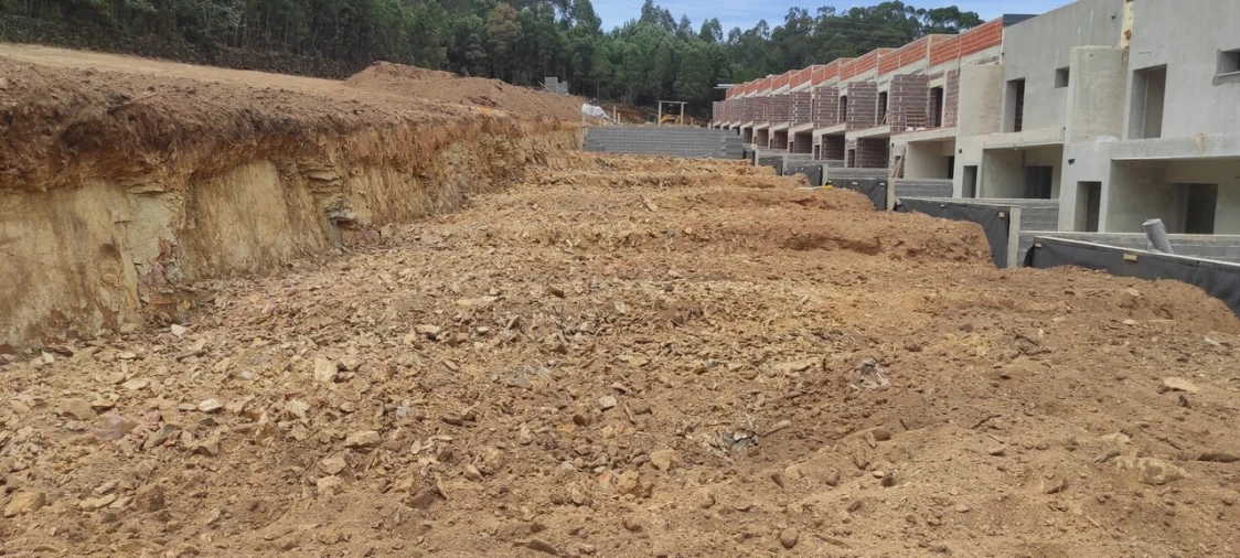 Moradia T3 para Venda em Valongo Foto 26