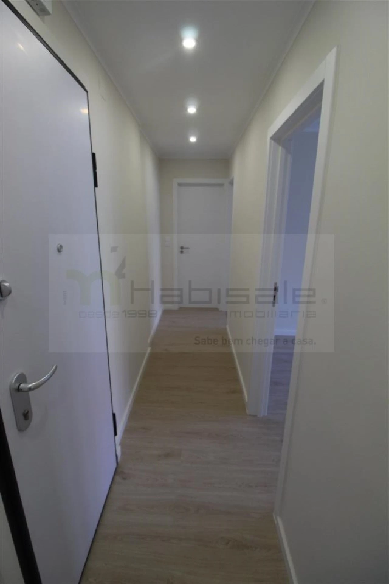 Apartamento T2 para Venda em Venteira Foto 10