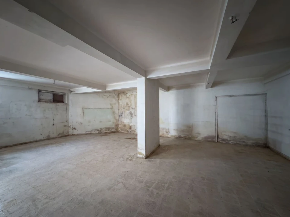 Garagem para Venda em Ericeira Foto 7