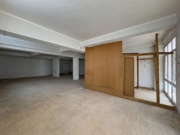 Garagem para Venda em Ericeira