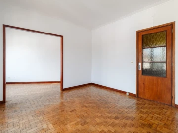 Apartamento T4 para Venda em Santo Antonio dos Olivais
