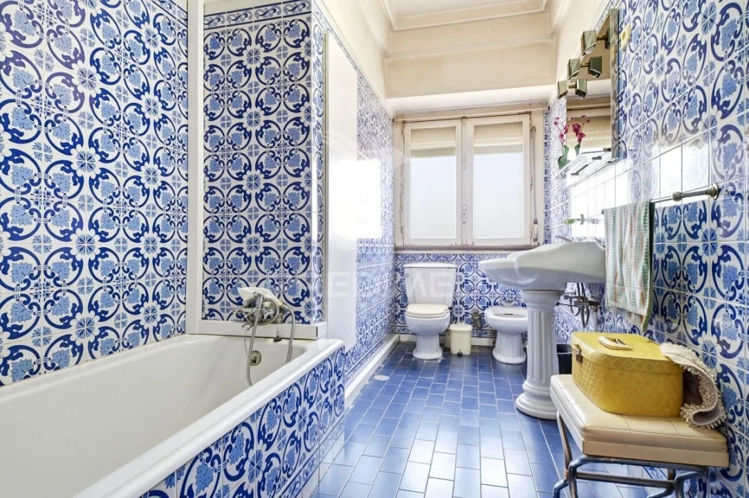 Apartamento T7 para Venda em Areeiro Foto 10