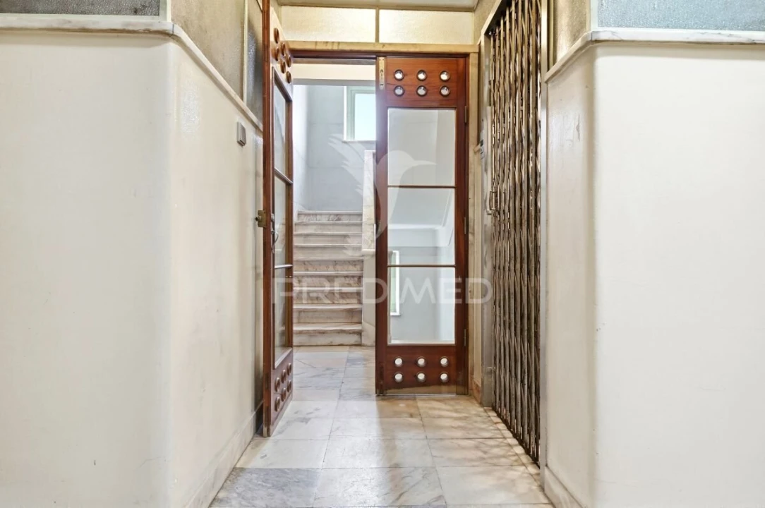 Apartamento T7 para Venda em Areeiro Foto 32