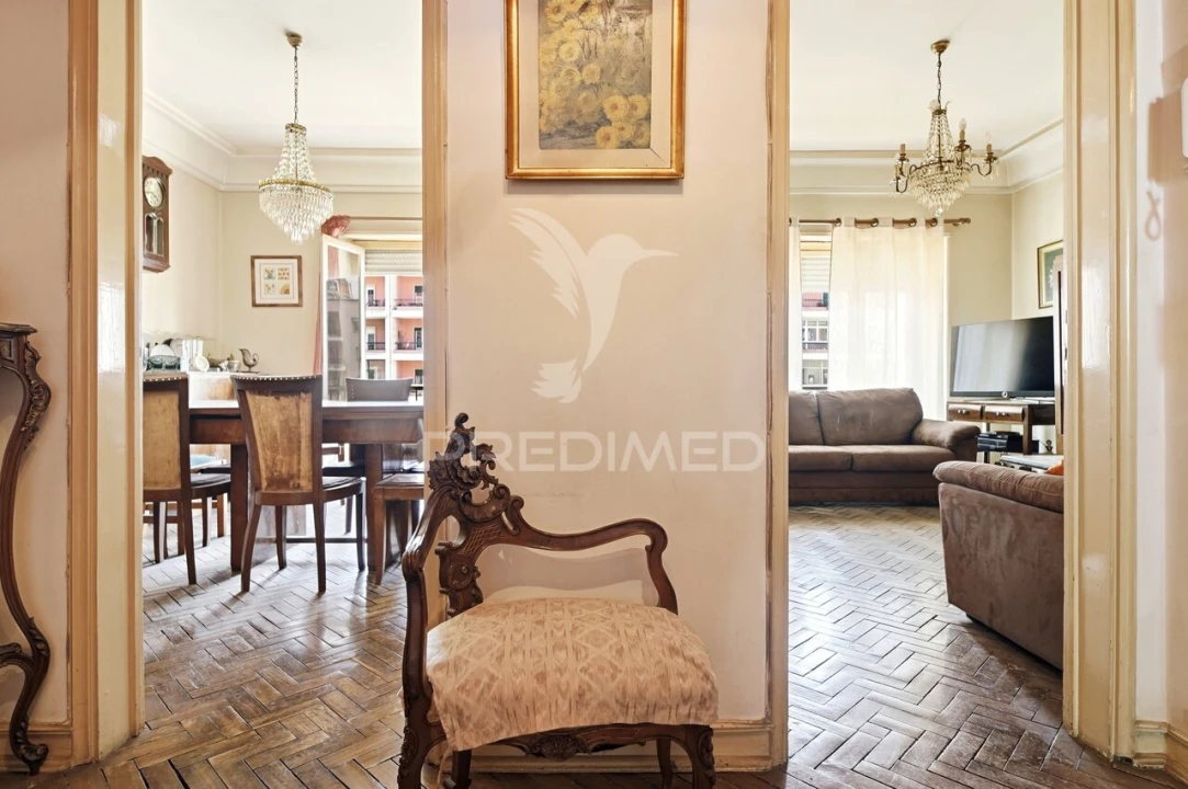 Apartamento T7 para Venda em Areeiro Foto 25