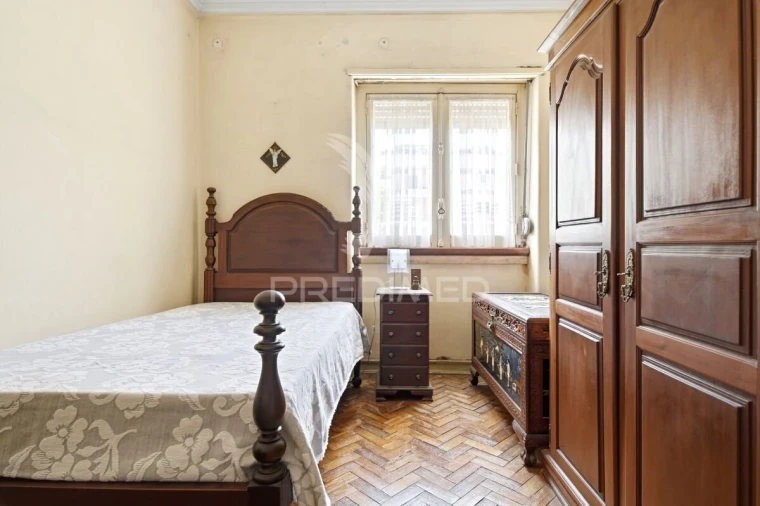 Apartamento T7 para Venda em Areeiro Foto 16