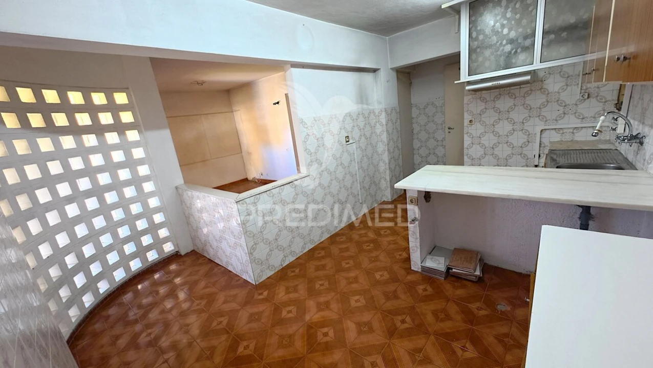 Apartamento T3 para Venda em Alvalade Foto 6