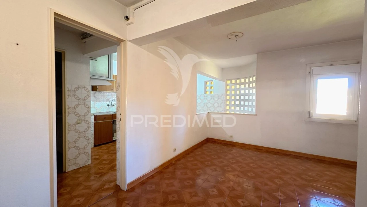 Apartamento T3 para Venda em Alvalade Foto 5
