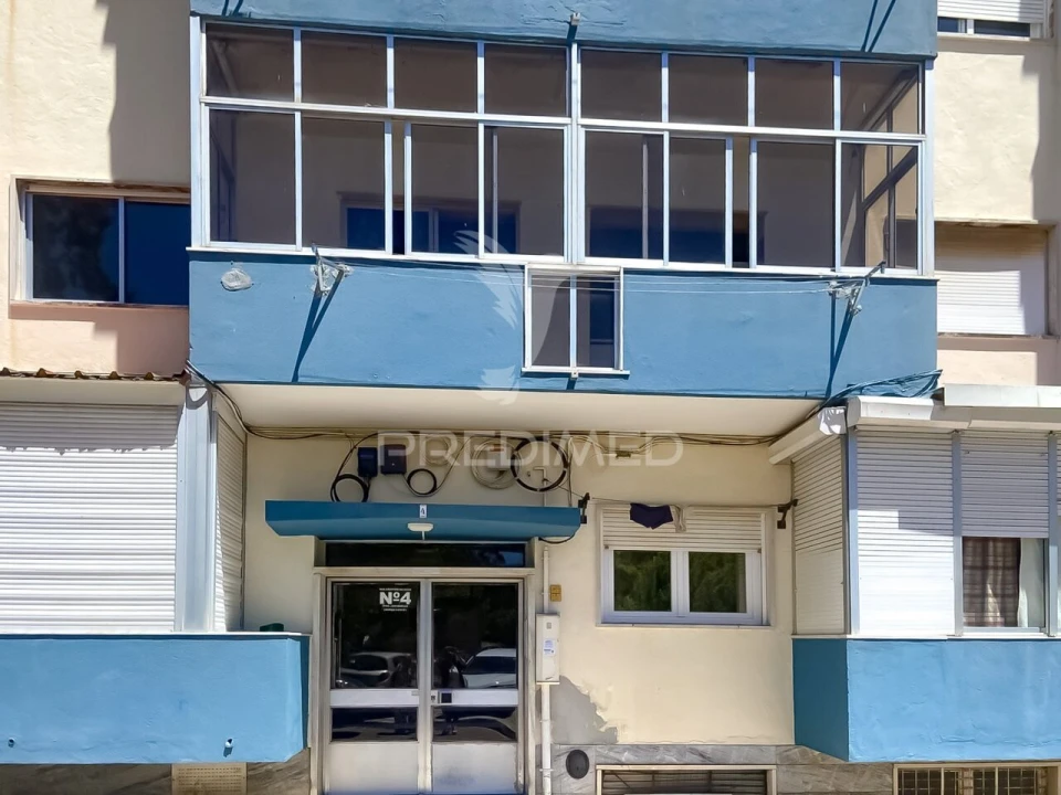 Apartamento T2 para Venda em Massamá e Monte Abraão Foto 13