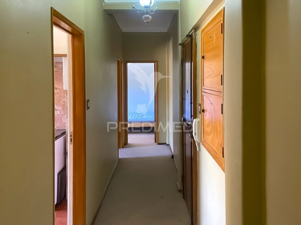 Apartamento T2 para Venda em Massamá e Monte Abraão Foto 11