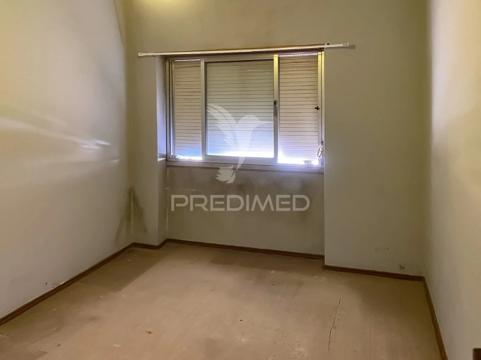 Apartamento T2 para Venda em Massamá e Monte Abraão Foto 7