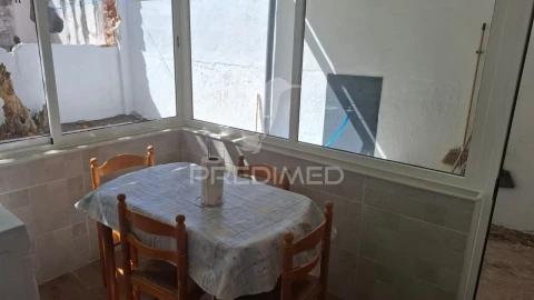 Moradia T1 para Venda em Alpiarça
