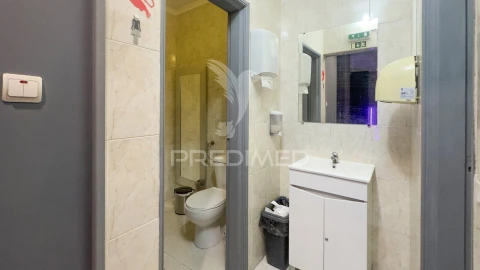 Loja para Trespasse em Corroios