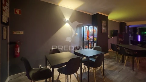 Loja para Trespasse em Corroios
