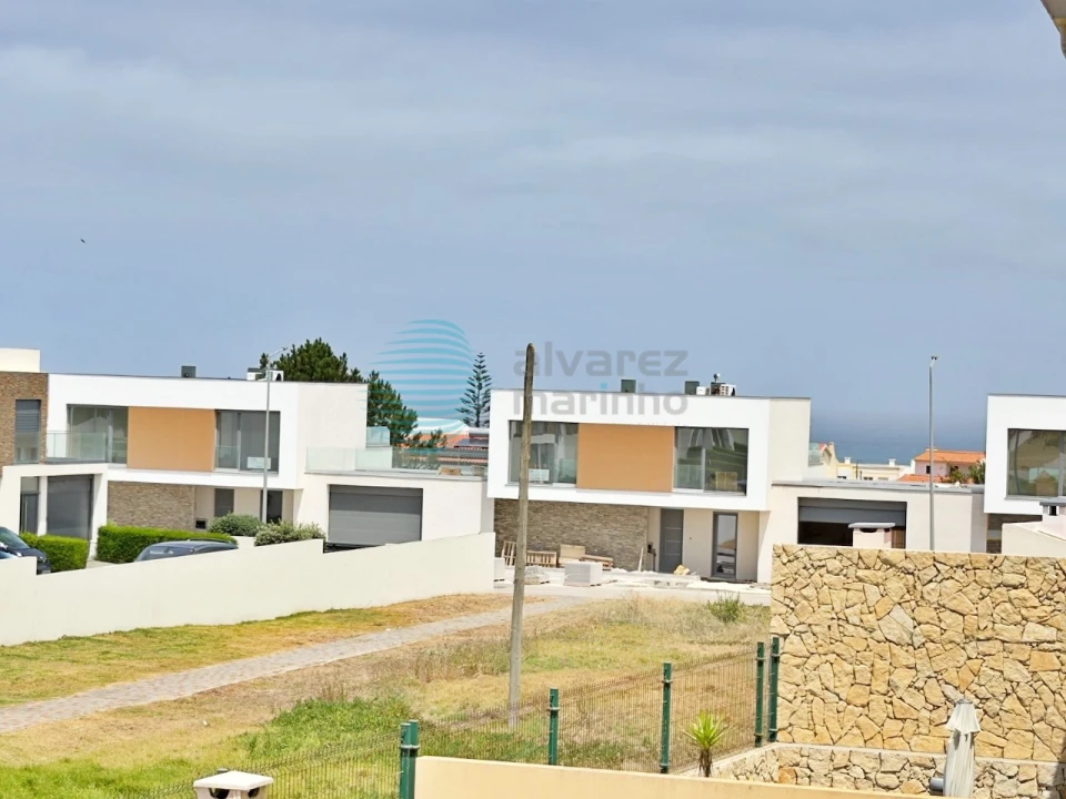Moradia T4 para Venda em A dos Cunhados e Maceira Foto 29