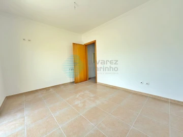 Moradia T4 para Venda em A dos Cunhados e Maceira