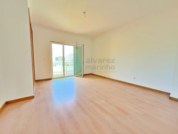 Moradia T4 para Venda em A dos Cunhados e Maceira
