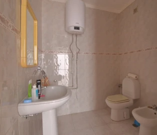 Moradia T3 para Venda em Nossa Senhora do Pópulo, Coto e São Gregório