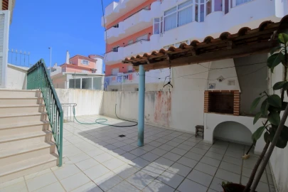 Moradia T3 para Venda em Nossa Senhora do Pópulo, Coto e São Gregório