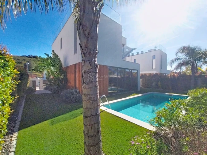 Moradia T3 para Venda em Albufeira e Olhos de Água Foto 44