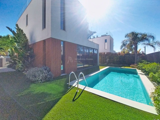 Moradia T3 para Venda em Albufeira e Olhos de Água Foto 3