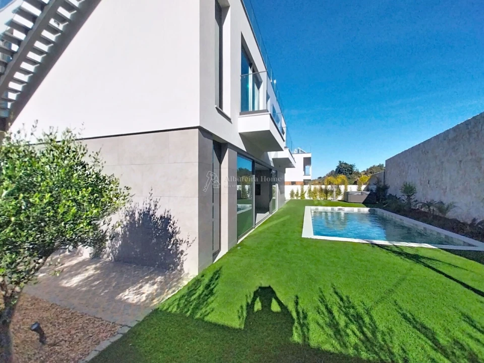 Moradia T4 para Venda em Albufeira e Olhos de Água Foto 31