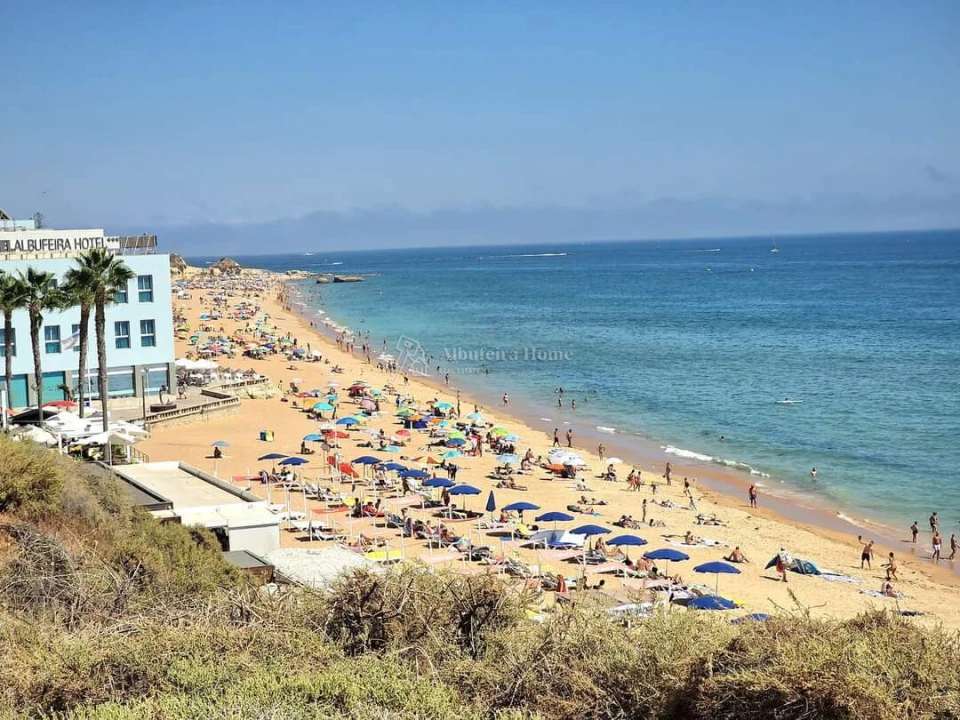 Moradia T4 para Venda em Albufeira e Olhos de Água Foto 35