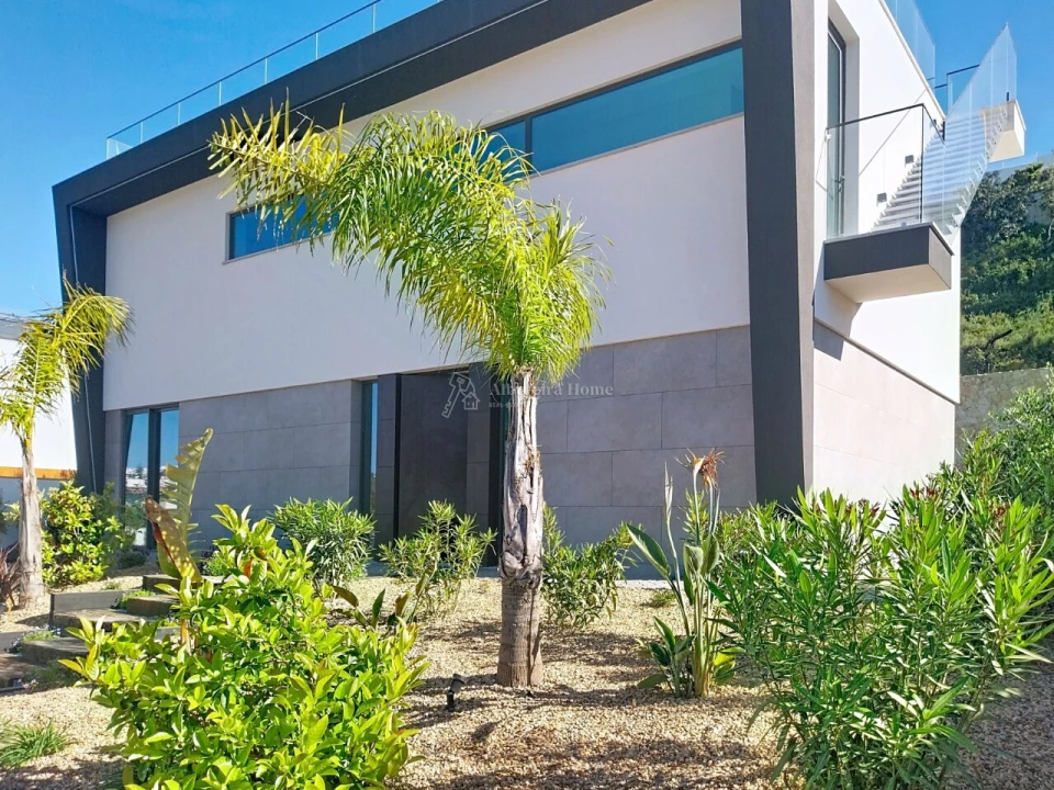 Moradia T4 para Venda em Albufeira e Olhos de Água Foto 2