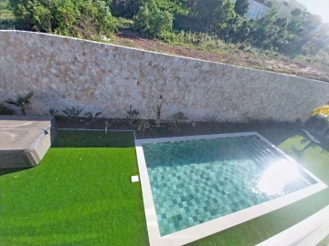Moradia T4 para Venda em Albufeira e Olhos de Água