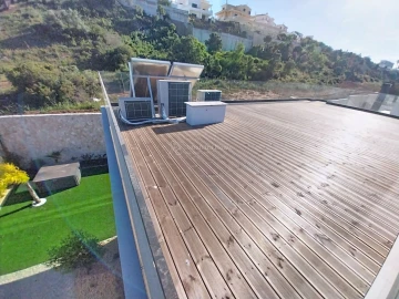 Moradia T4 para Venda em Albufeira e Olhos de Água