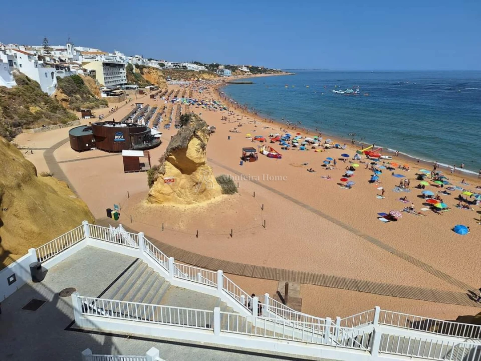 Moradia T4 para Venda em Albufeira e Olhos de Água Foto 39