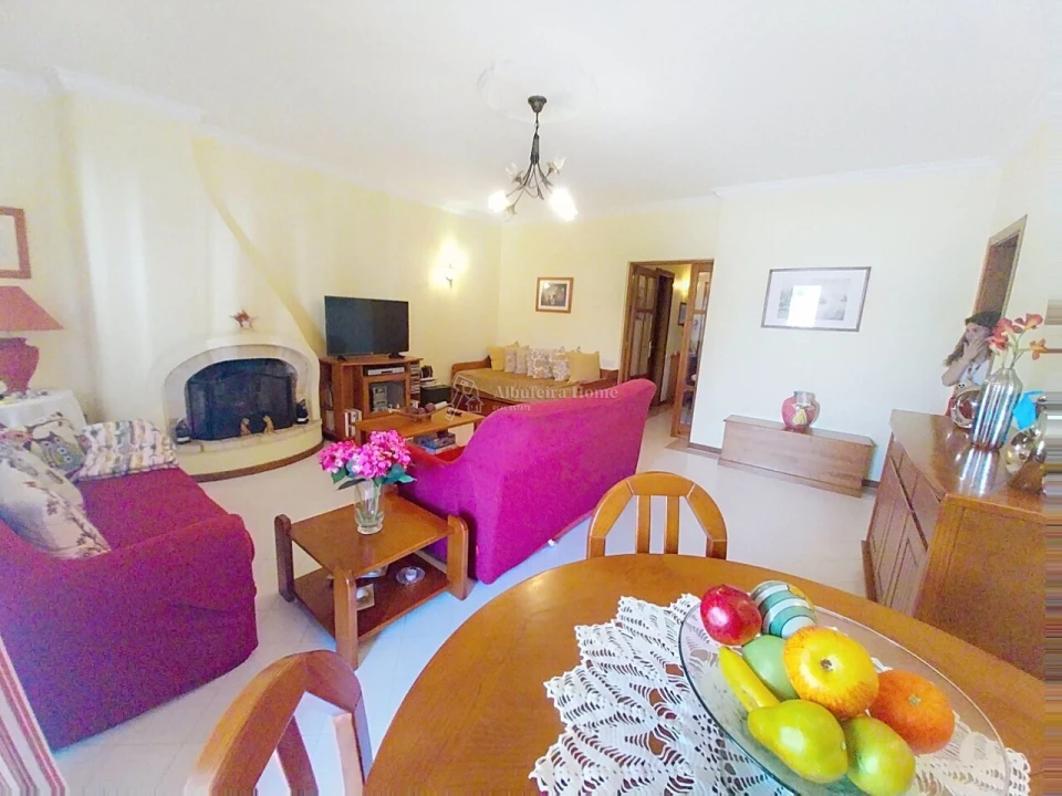 Apartamento T2 para Venda em Albufeira e Olhos de Água Foto 22