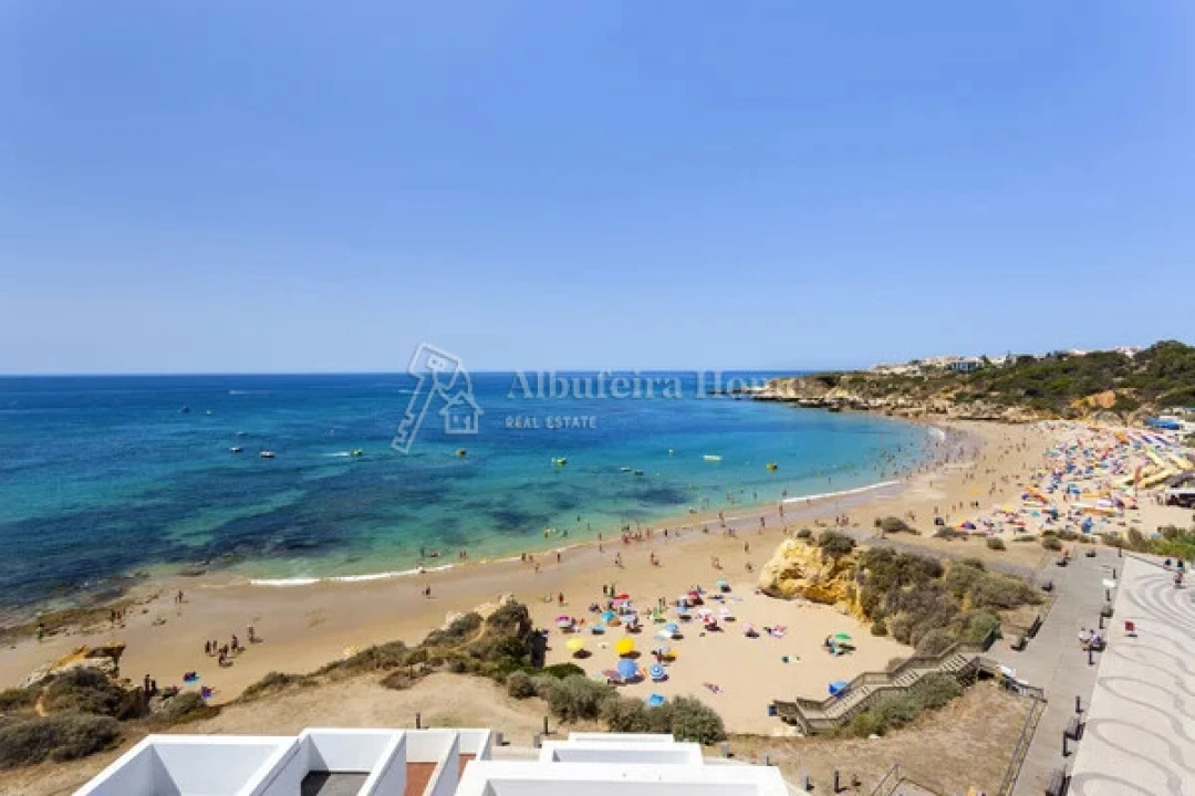 Apartamento T2 para Venda em Albufeira e Olhos de Água Foto 2