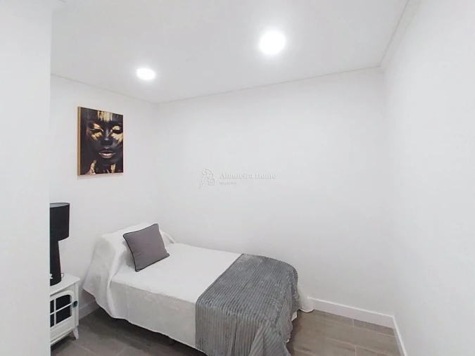 Apartamento T2 para Venda em Albufeira e Olhos de Água Foto 13