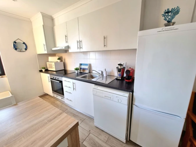 Apartamento T2 para Venda em Portimão Foto 6