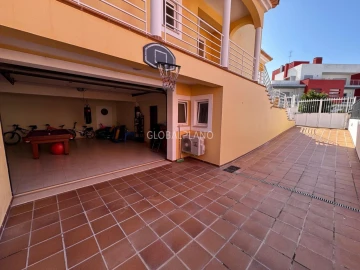 Moradia T3 para Venda em Ferragudo